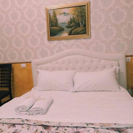 רומא Cattaneo Accomodation מראה חיצוני תמונה